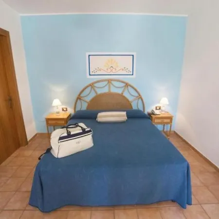 Con Giardino - Multiproprieta Presso Messapia Di Holiday home *